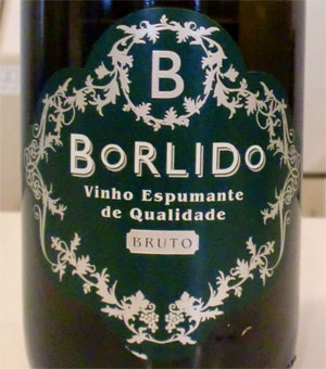 ポルトガルのスパークリングワイン　ボルリード・ブリュット