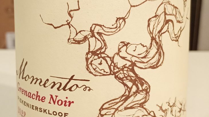モメント　グルナッシュ・ノワール　ピケニエルスクルーフ　2022